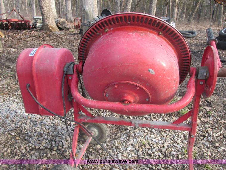 image for item AB9415 Central machinery mixer