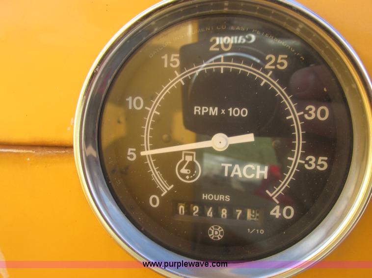 image for item AB9426 1989 Brush Bandit 2004 chipper