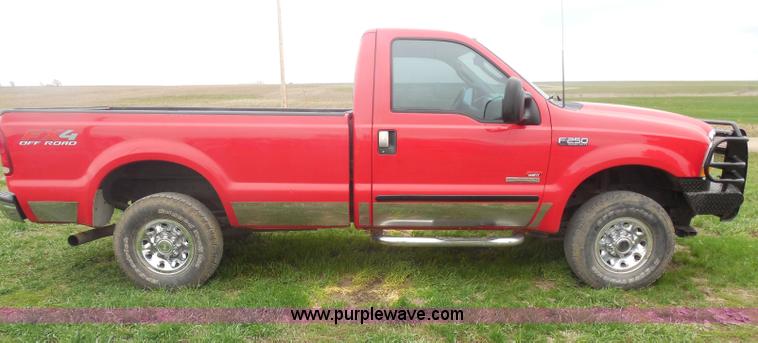 image for item AD9485 2003 Ford F250 XLT Super Duty pickup truck