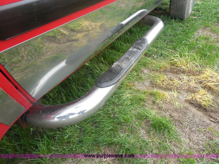 image for item AD9485 2003 Ford F250 XLT Super Duty pickup truck