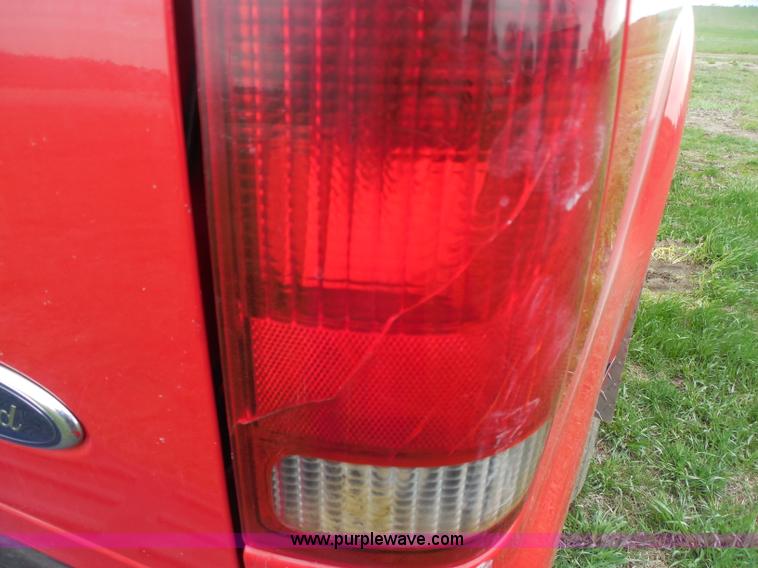 image for item AD9485 2003 Ford F250 XLT Super Duty pickup truck