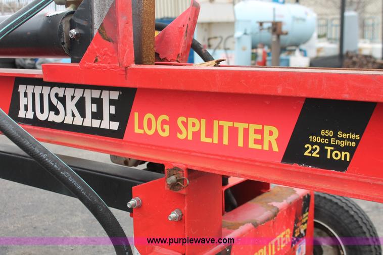 image for item AH9180 Huskee log splitter