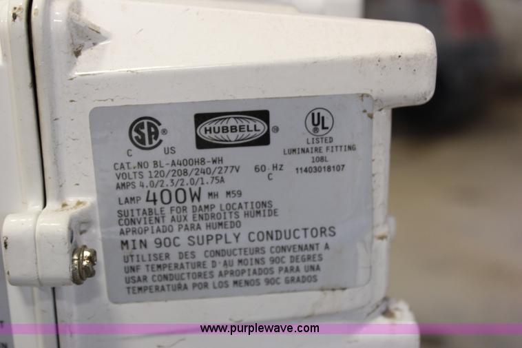 image for item AJ9617 (7) 400 watt shop lights