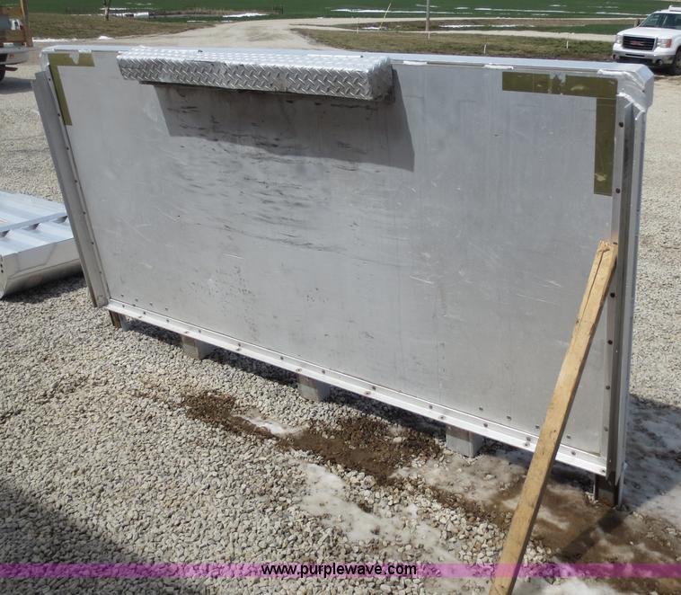 image for item AK9729 Aluminum semi headache rack