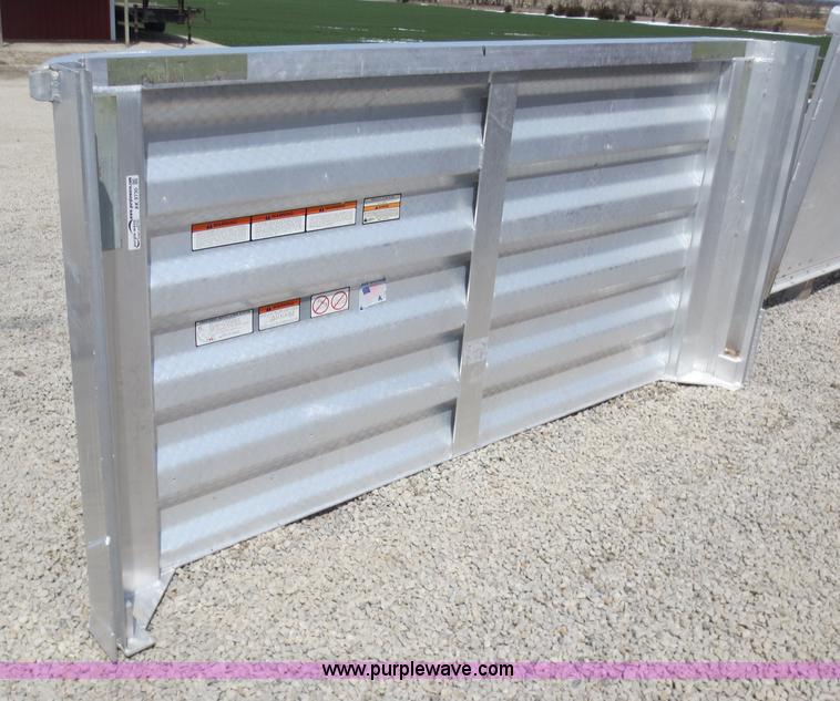 image for item AK9730 Merritt aluminum headache rack