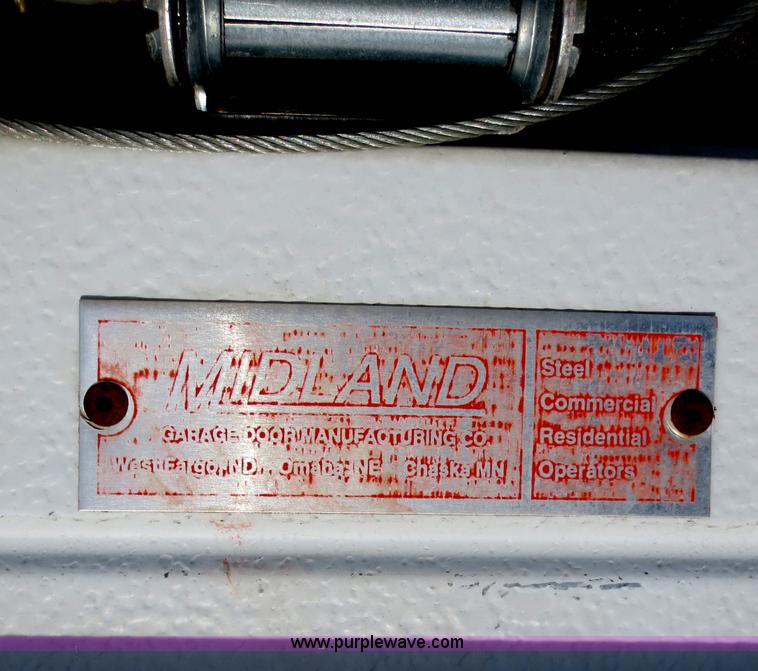 image for item AK9731 (2) garage doors