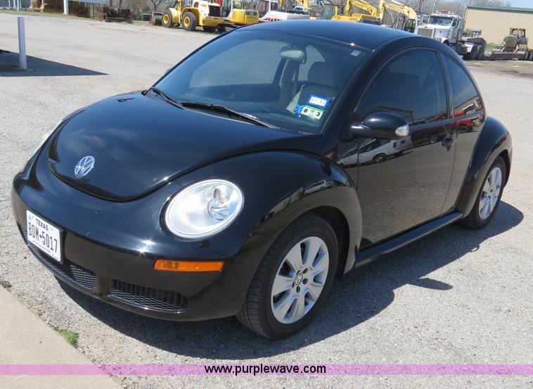 image for item B4706 2008 Volkswagen New Beetle S
