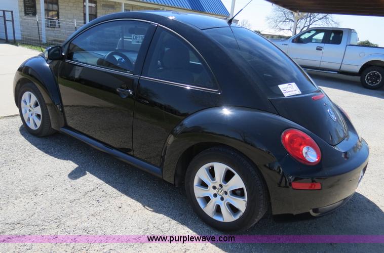 image for item B4706 2008 Volkswagen New Beetle S