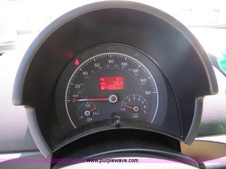 image for item B4706 2008 Volkswagen New Beetle S