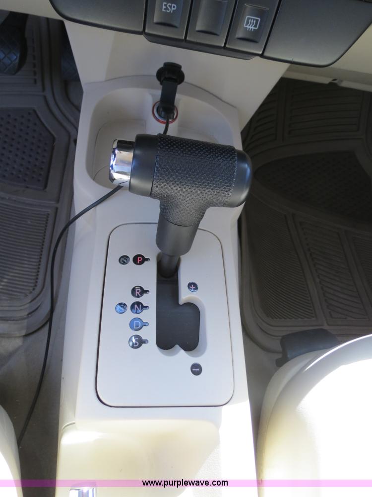 image for item B4706 2008 Volkswagen New Beetle S