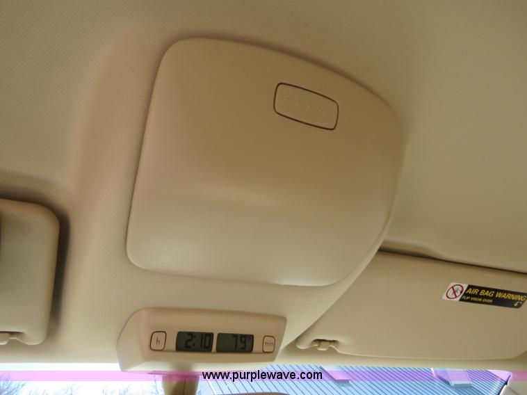 image for item B4706 2008 Volkswagen New Beetle S