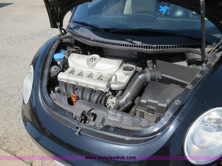 image for item B4706 2008 Volkswagen New Beetle S