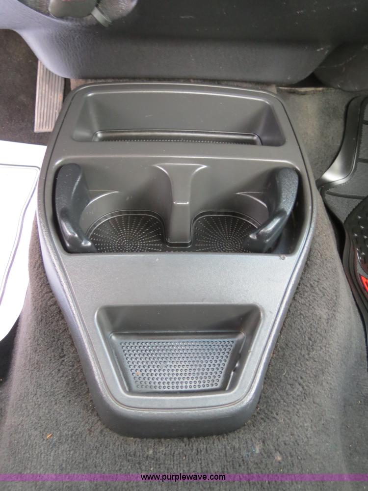 image for item B4708 2002 Dodge Dakota pickup truck