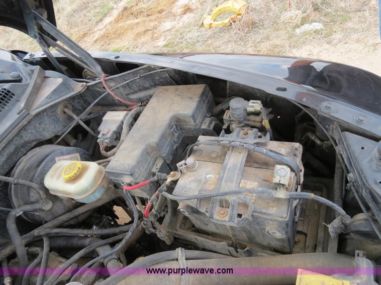 image for item B4708 2002 Dodge Dakota pickup truck