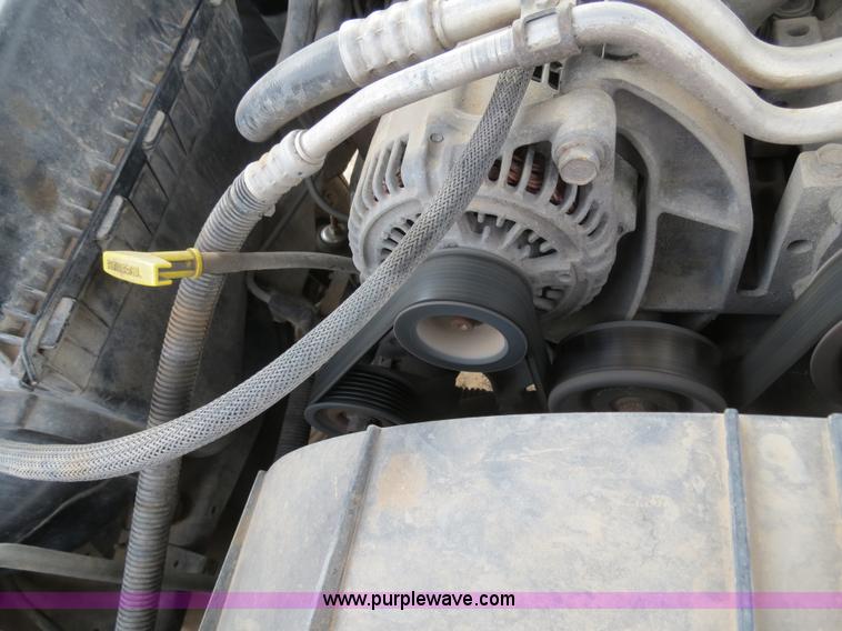 image for item B4708 2002 Dodge Dakota pickup truck