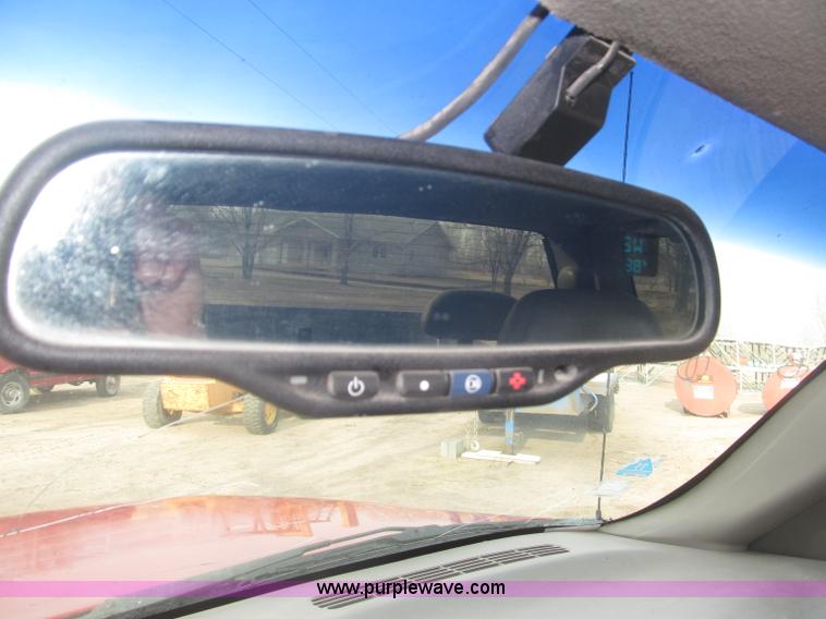 image for item B5447 2001 Chevrolet Silverado 1500 LT Ext. Cab pickup truck