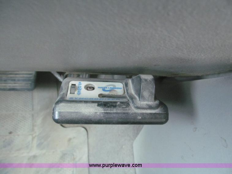 image for item B5447 2001 Chevrolet Silverado 1500 LT Ext. Cab pickup truck