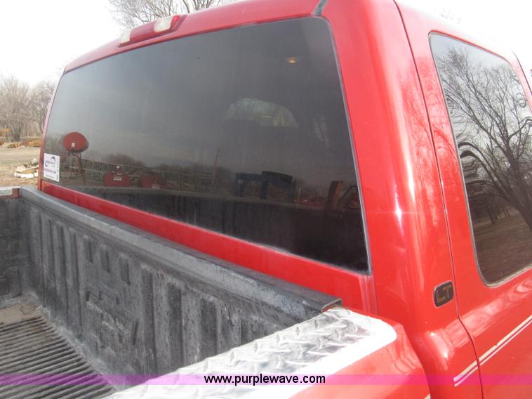 image for item B5447 2001 Chevrolet Silverado 1500 LT Ext. Cab pickup truck