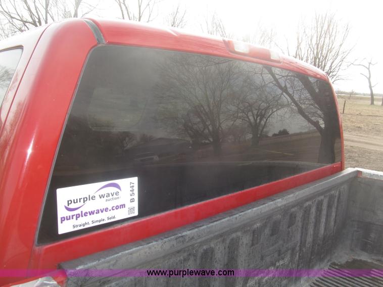 image for item B5447 2001 Chevrolet Silverado 1500 LT Ext. Cab pickup truck