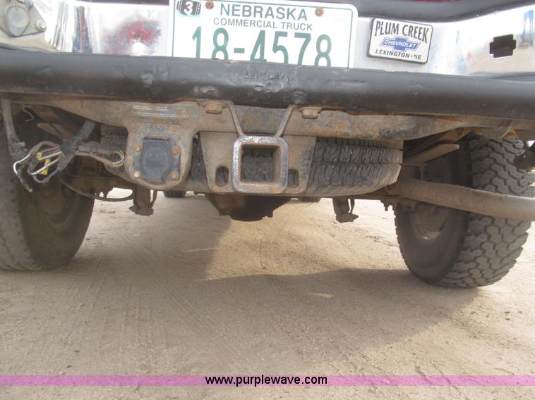 image for item B5447 2001 Chevrolet Silverado 1500 LT Ext. Cab pickup truck