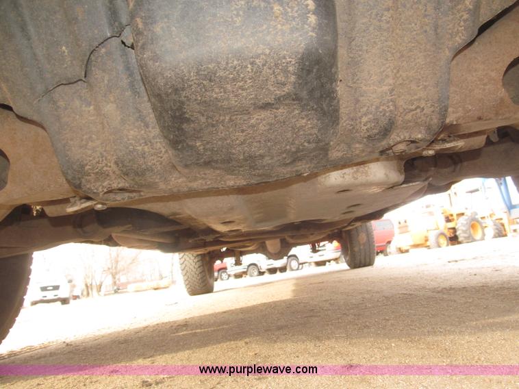 image for item B5447 2001 Chevrolet Silverado 1500 LT Ext. Cab pickup truck