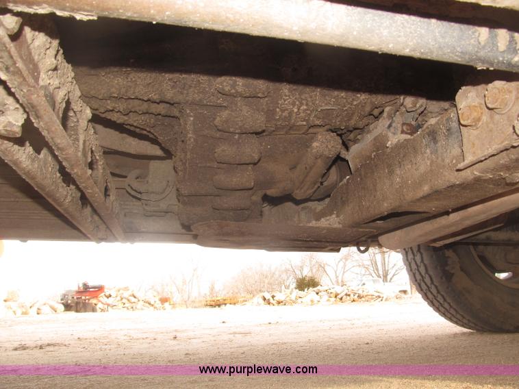 image for item B5447 2001 Chevrolet Silverado 1500 LT Ext. Cab pickup truck