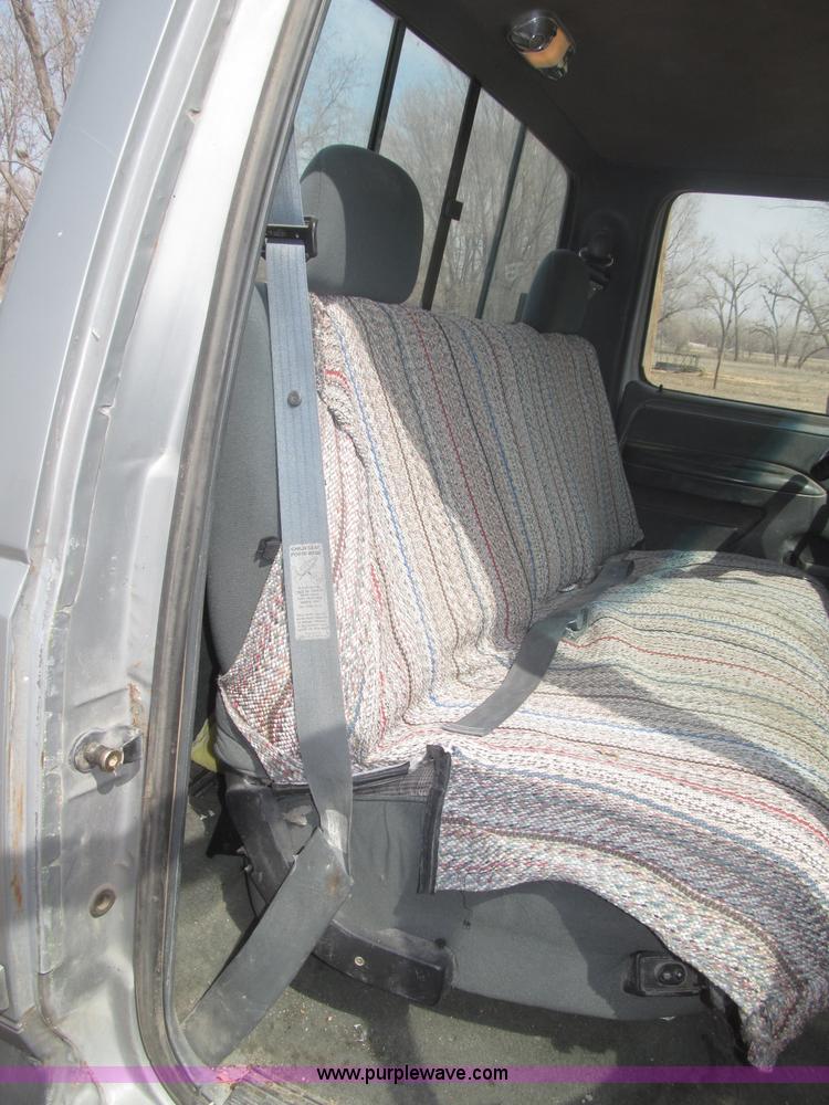 image for item B5455 1993 Ford F150 XLT pickup truck