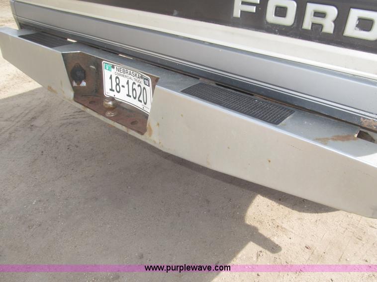 image for item B5455 1993 Ford F150 XLT pickup truck