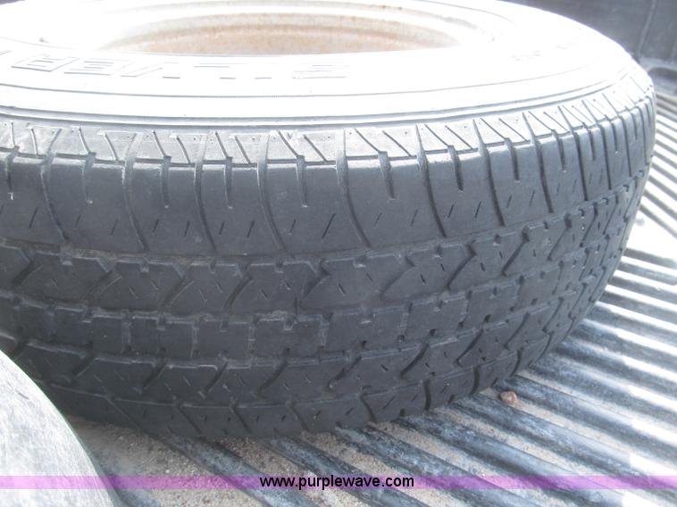 image for item B5455 1993 Ford F150 XLT pickup truck