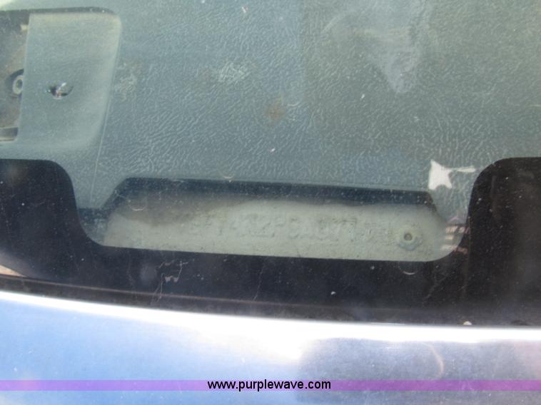 image for item B5455 1993 Ford F150 XLT pickup truck