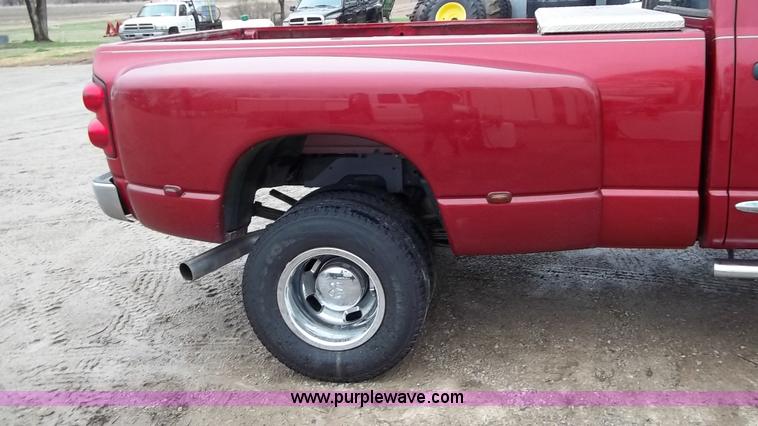 image for item C1020 2008 Dodge dual rear wheel truck bed