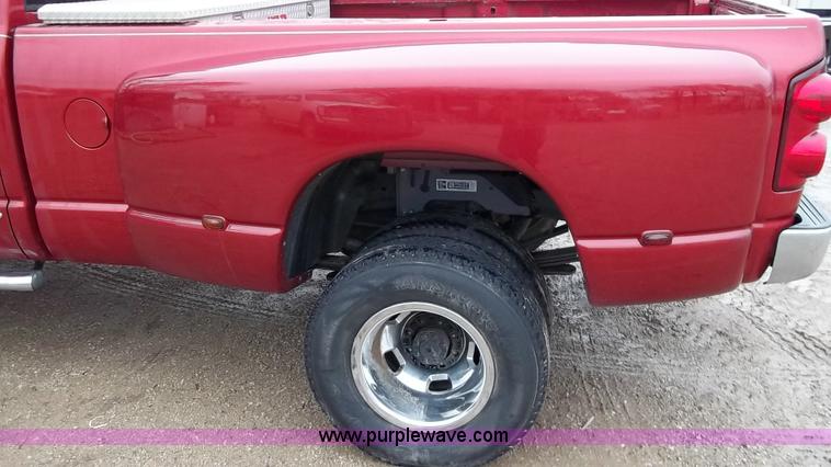 image for item C1020 2008 Dodge dual rear wheel truck bed