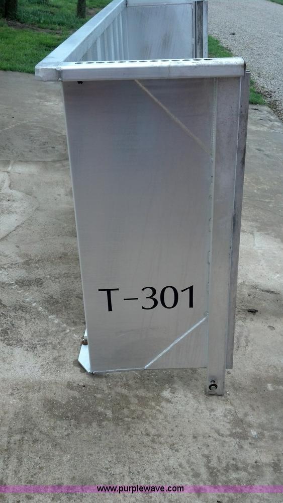 image for item C1045 Areo aluminum 22 inch wrap around bulkhead