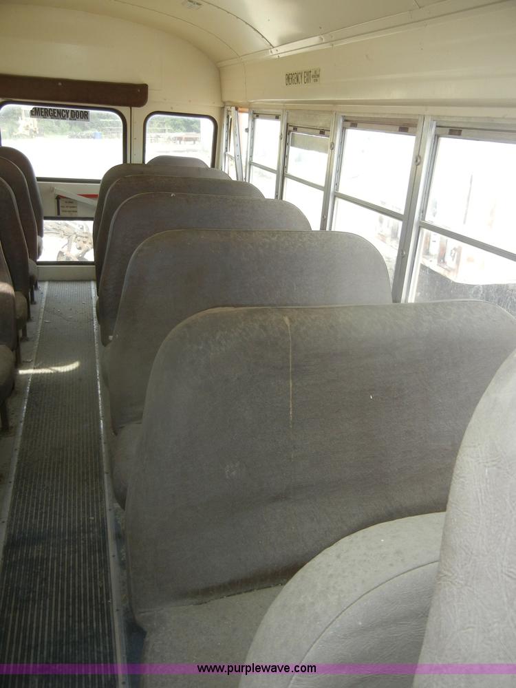 image for item D4373 1994 Chevrolet BlueBird school bus