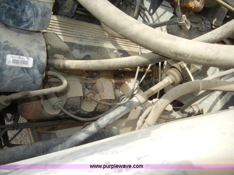 image for item D4373 1994 Chevrolet BlueBird school bus