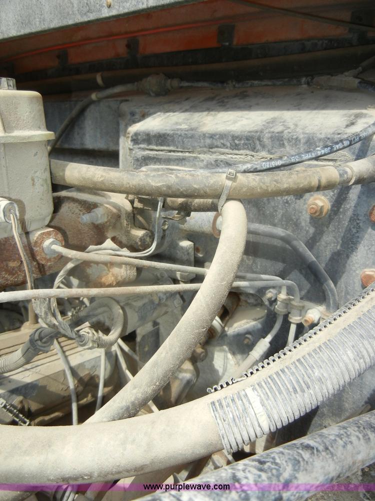 image for item D4373 1994 Chevrolet BlueBird school bus