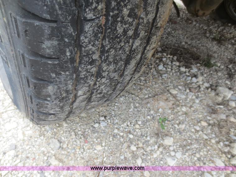 image for item D5814 2004 Ford F150 XLT SuperCab pickup truck