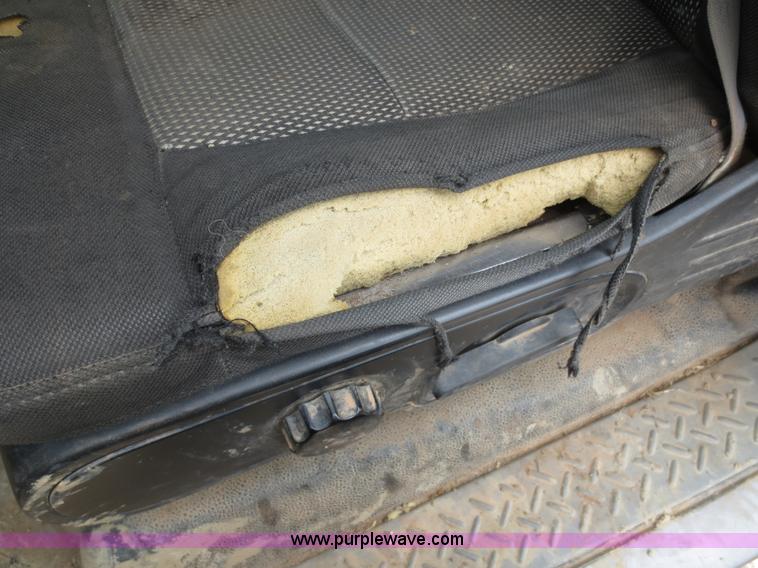 image for item D5814 2004 Ford F150 XLT SuperCab pickup truck