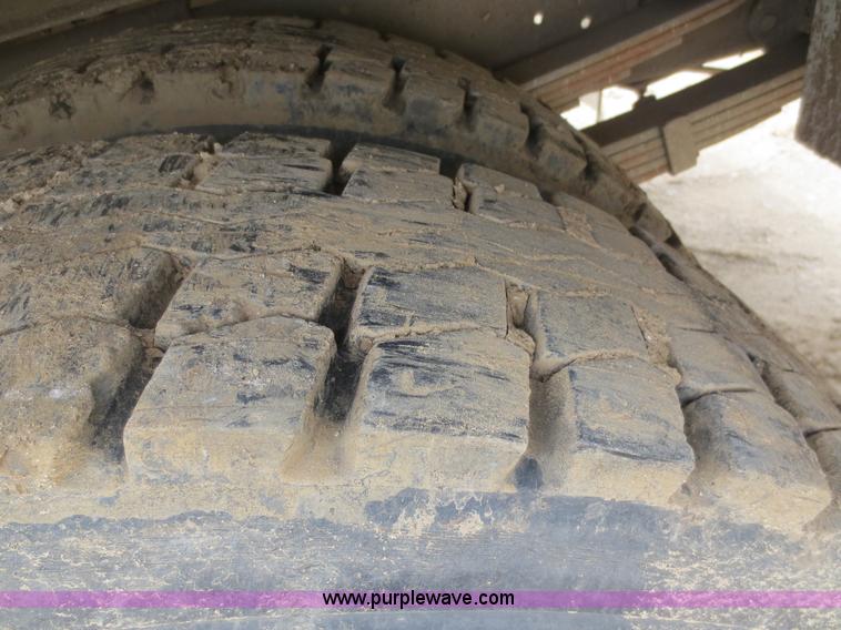 image for item D5815 1995 Mack CS250P service truck