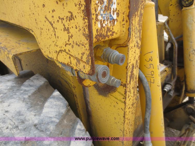 image for item D5816 Gehl 6635 DXT skid steer