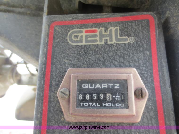 image for item D5816 Gehl 6635 DXT skid steer