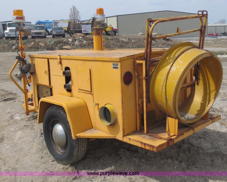 image for item D5817 1979 service trailer