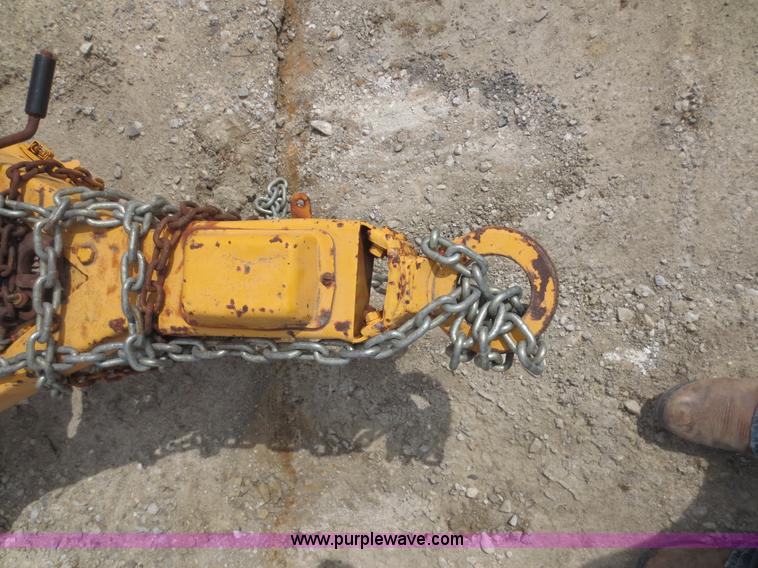 image for item D5817 1979 service trailer