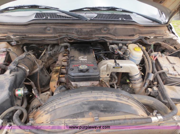 image for item D5821 2005 Dodge Ram 2500 Quad Cab pickup truck