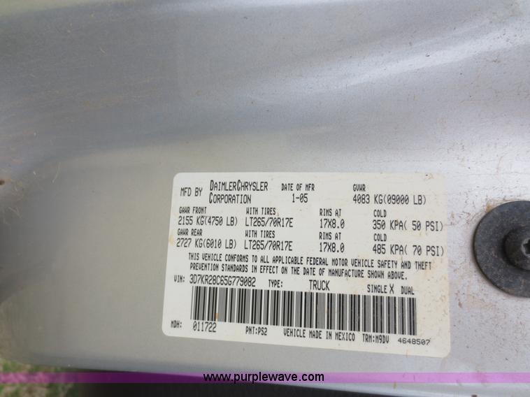 image for item D5821 2005 Dodge Ram 2500 Quad Cab pickup truck