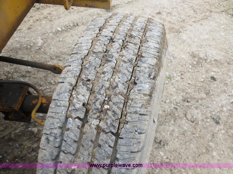 image for item D5822 Arrow concrete breaker