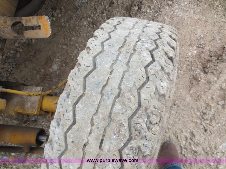 image for item D5822 Arrow concrete breaker