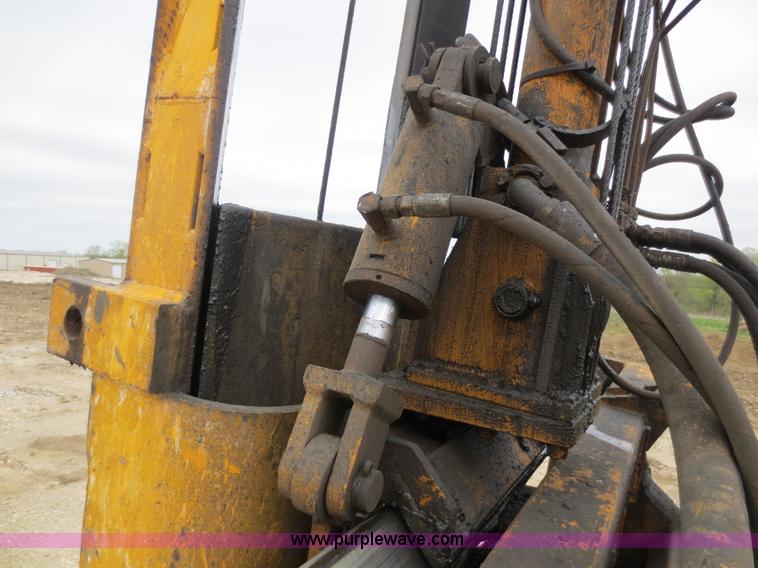 image for item D5822 Arrow concrete breaker