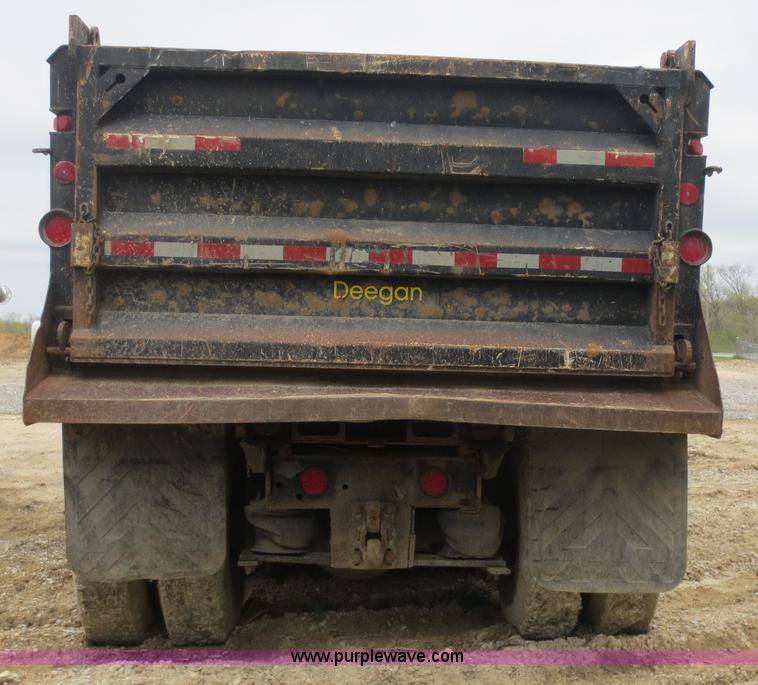 image for item D5823 1998 Mack CH613 dump truck