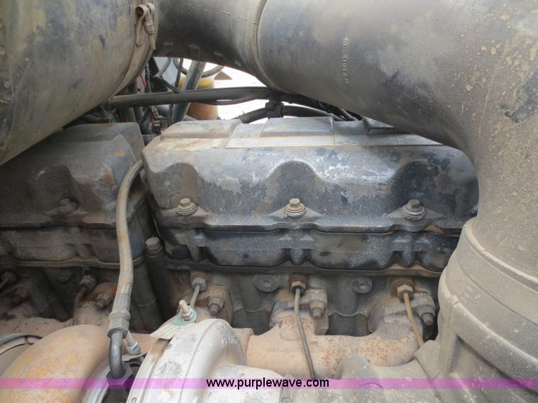 image for item D5823 1998 Mack CH613 dump truck